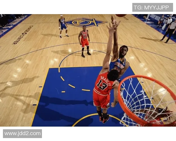 勇士与公牛精彩对决回放尽览30日比赛亮点与精彩瞬间 勇士与公牛精彩对决回放尽览30日比赛亮点与精彩瞬间